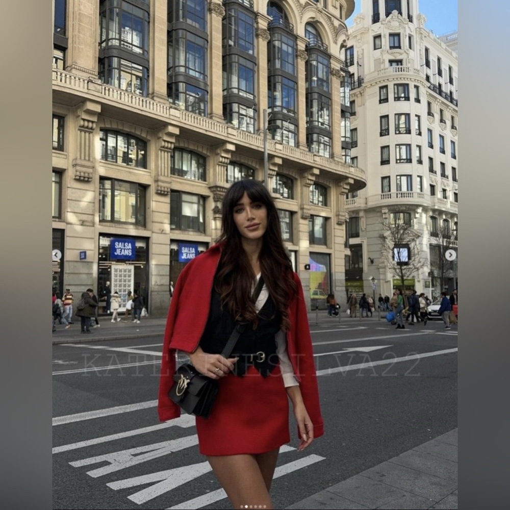 Zara Vibrant Red Jacket and Skirt Ensemble - Picture 8 of 12